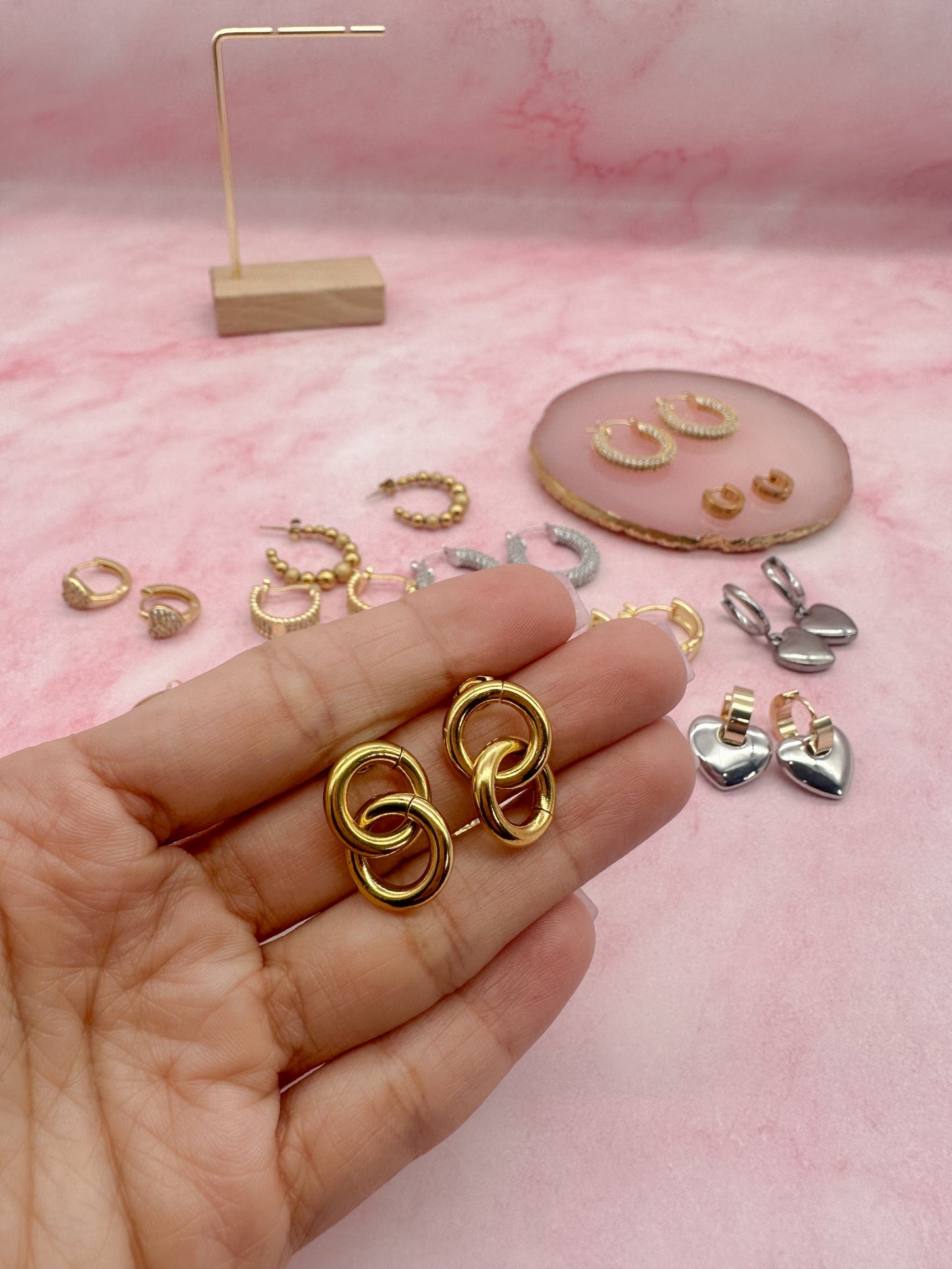 Double hoops