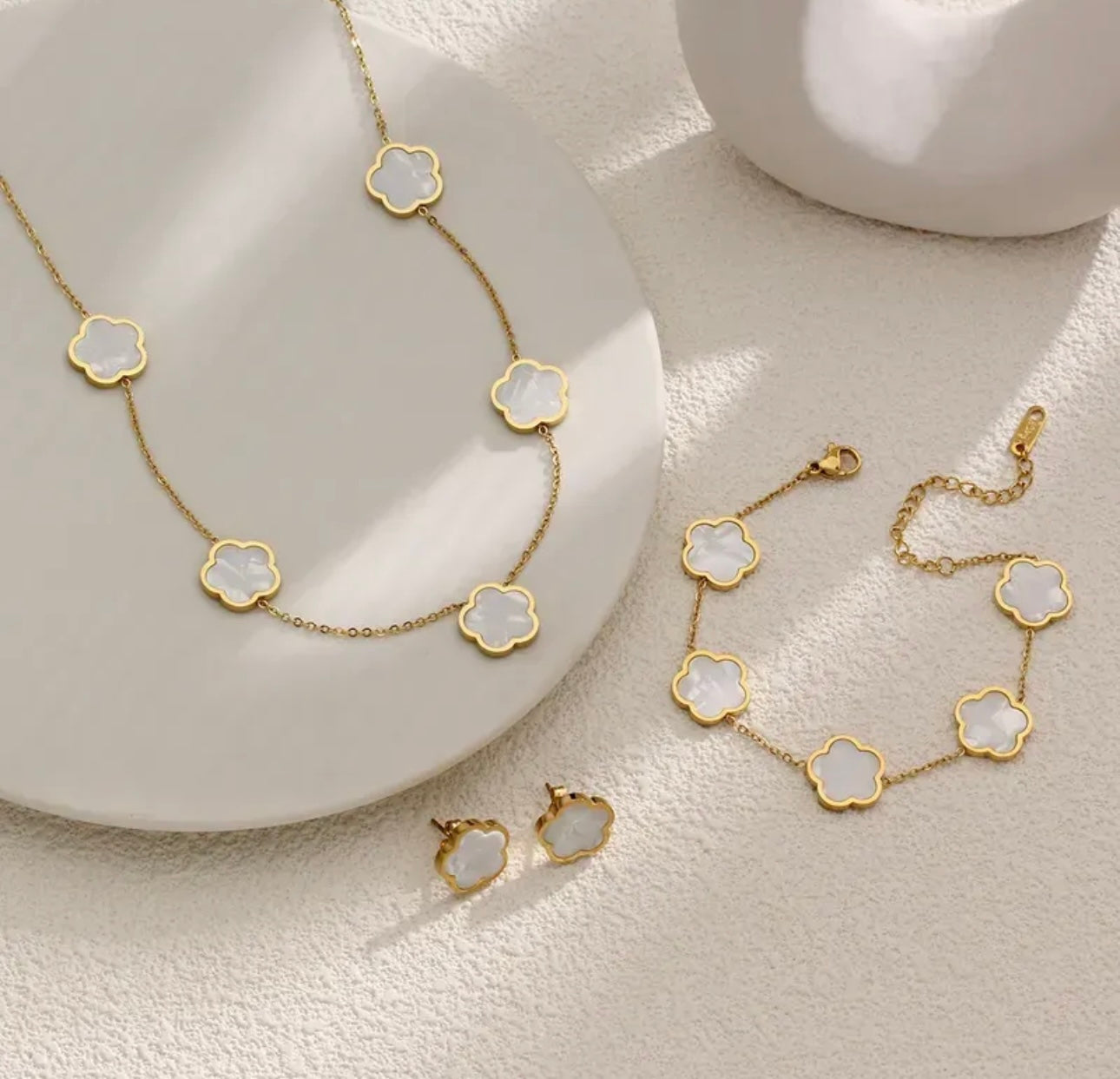 Clover set