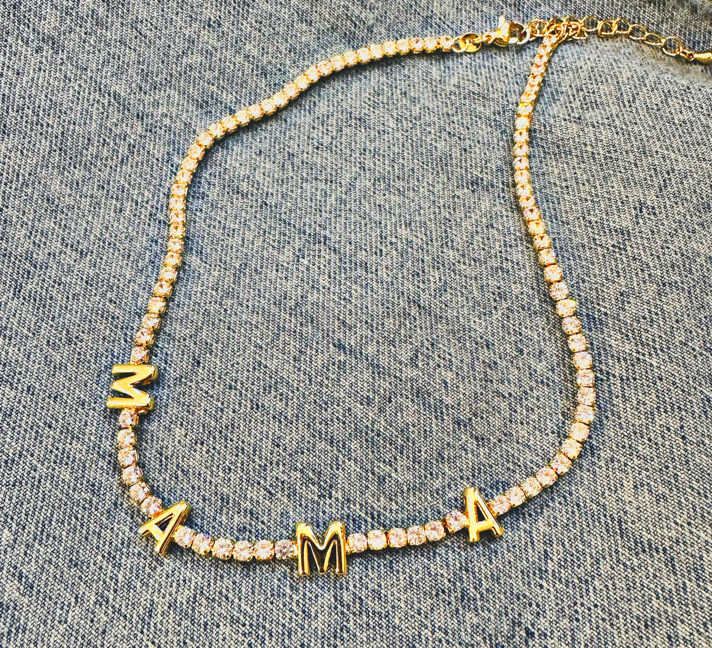 Mamá Necklace