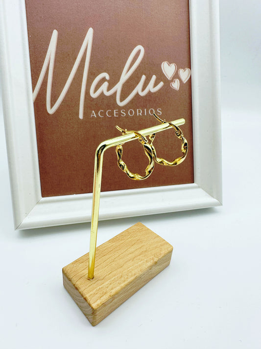 Curved Golden Ring