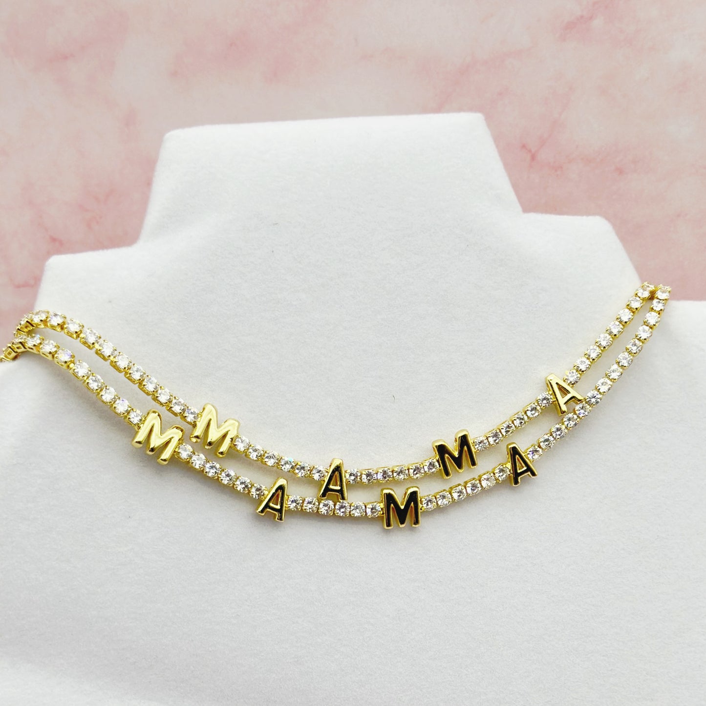 Mamá Necklace